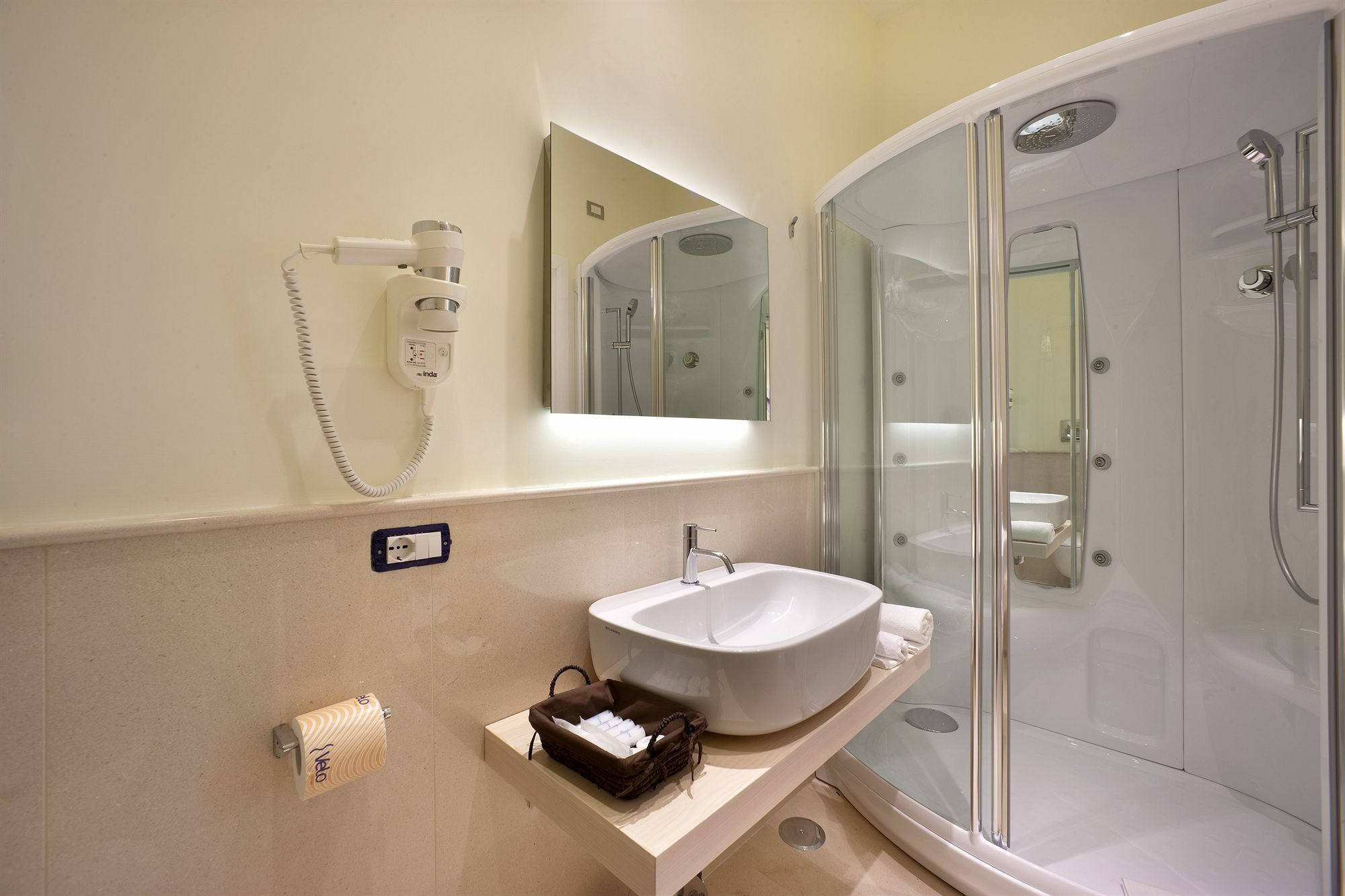 Palazzo Montefusco Pensión 4*